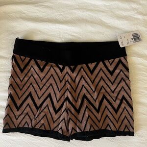 Forever 21 Black and Brown Chevron Knit Shorts
